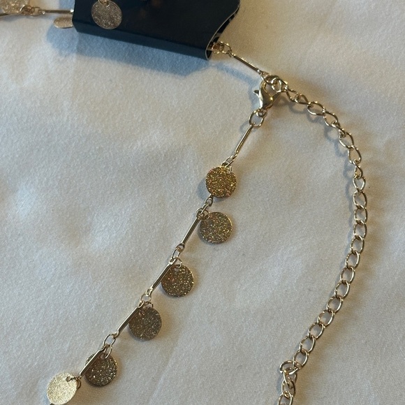 Gold Disc Necklace - Picture 5 of 5